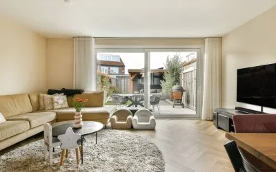 Tussenwoning te koop: Pluimgras 16, Vriesland Spijkenisse
