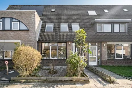 Tussenwoning te koop: Pluto 3, Zuidwest Duiven