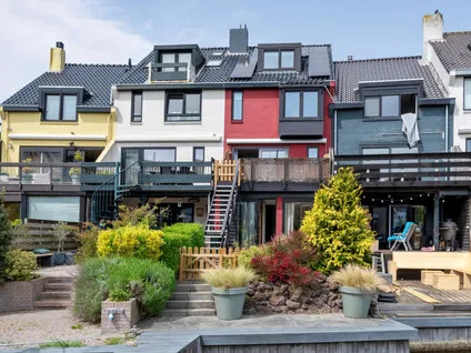 Tussenwoning te koop: Pluto 9, Marina Den Helder