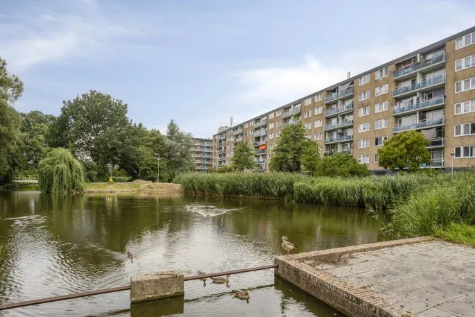 Appartement te koop: Plutostraat 138, Planetenbuurt-Zuid Alphen Aan Den Rijn