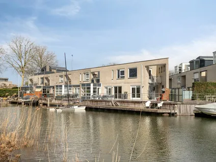 Hoekwoning te koop: Pluuthaven 8, Zeewolde