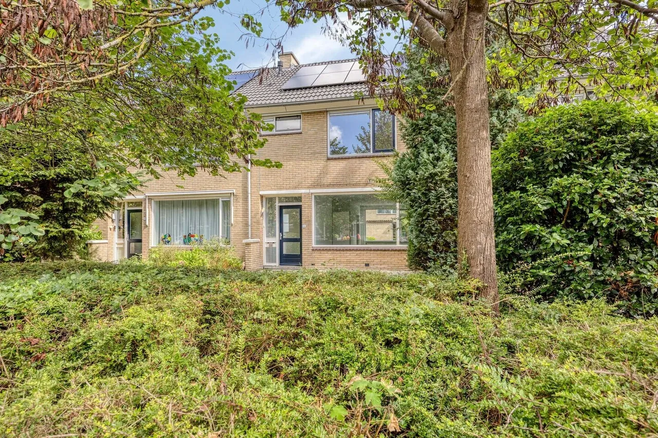 Tussenwoning te koop: Pluutmeen 6, Harderwijk