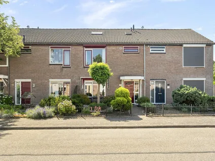 Terraced house for sale: Pluutstraat 44, Vrijheid Elburg