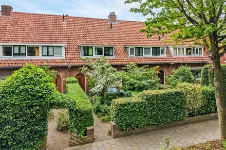 Tussenwoning te koop: Pluvierenlaan 55, Brandenburg Bilthoven