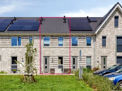 Tussenwoning te koop: Podium 23, Rusheuvel Oss