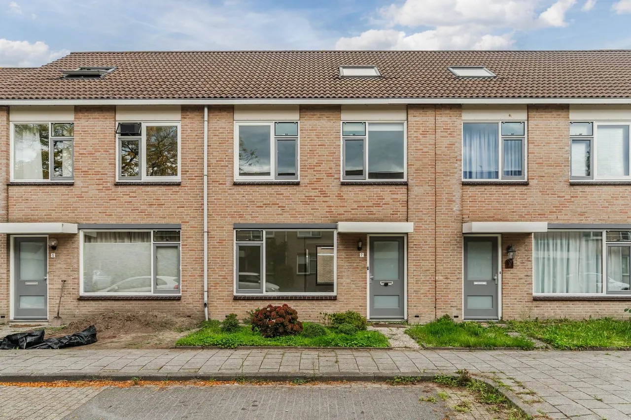 Tussenwoning te koop: Poeierhei 7, Veldhoven