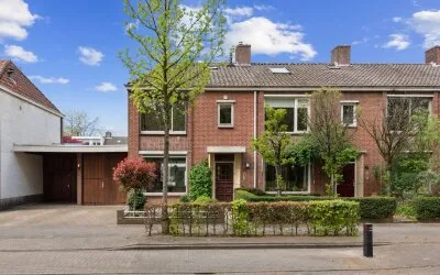 Tussenwoning te koop: Poeijersstraat 94, Doornakkers-West Eindhoven