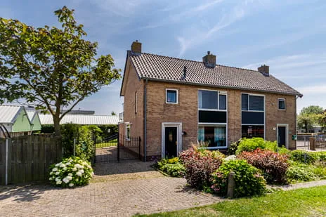Twee-onder-één-kap te koop: Poeldijkseweg 51, Buitengebied Monster Monster