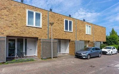 Tussenwoning te koop: Poelruitlaan 5, Vleuterweide-West Vleuten