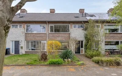 Tussenwoning te koop: Poggenbeekstraat 25, Puttense Dreef Eindhoven