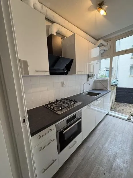 Appartement te huur: Polderlaan 32B, Hillesluis Rotterdam