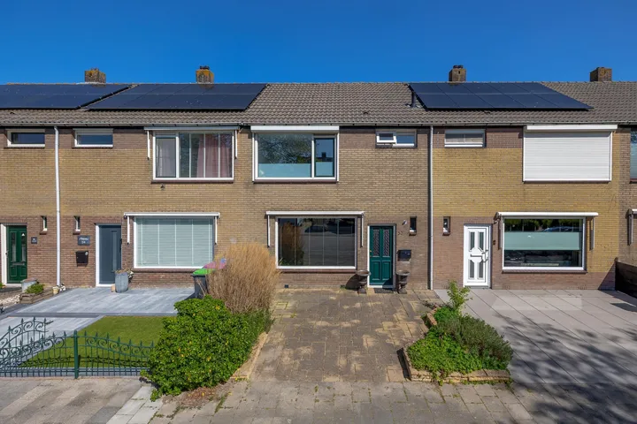 Tussenwoning te koop: Polderlaan 52, Geervliet-Noordoost Geervliet