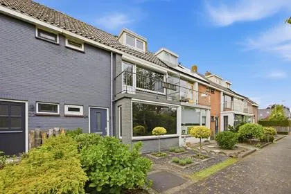 Tussenwoning te koop: Polderstraat 24, Molenpolder Terheijden