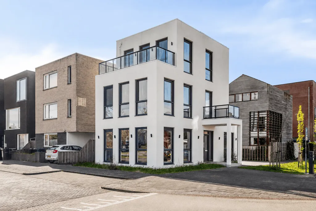 Vrijstaande woning te koop: Polluxstraat 1, Almere