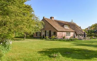 Vrijstaande woning te koop: Polweg 1, Blaricum