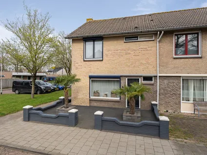 Hoekwoning te koop: Pomeranusstraat 1, Baai 1 Etten-Leur
