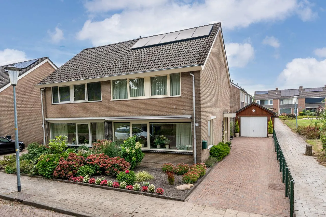 Hoekwoning te koop: Pommerse Bocht 29, Veendam