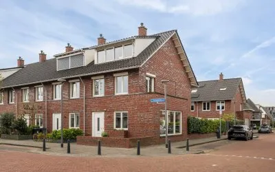 Hoekwoning te koop: Pomonastraat 2, Hoogeland Oost Naaldwijk