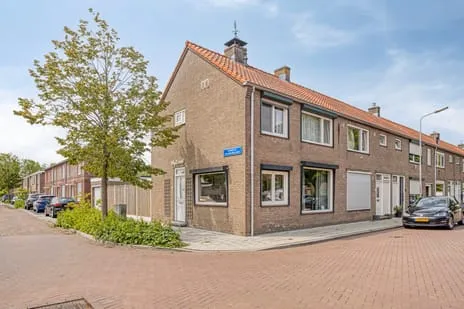 Hoekwoning te koop: Pompe van Meerdervoortstraat 26, Yerseke - Kern Yerseke