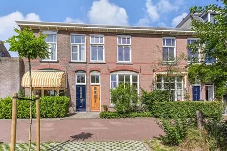 Terraced house for sale: Pompstationsweg 18, Belgisch Park 'S-Gravenhage