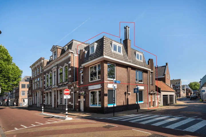 Tussenwoning te koop: Pompstraat 1, Benedenstad Gorinchem