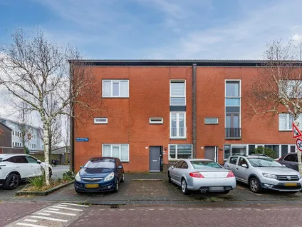 Tussenwoning te koop: Pond Sterlinglaan 67, Amsterdam