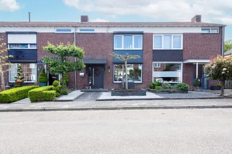 Tussenwoning te koop: Pontoisestraat 6, Geleen-Zuid Geleen