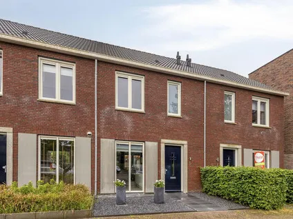Tussenwoning te koop: Poolsestraat 5, Noordwest Alphen Alphen