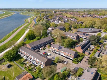 Tussenwoning te koop: Poolster 93, Grote Waal - Buurt 13 04 Hoorn