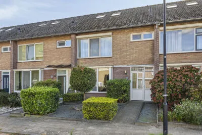 Tussenwoning te koop: Poolsterstraat 22, Asten
