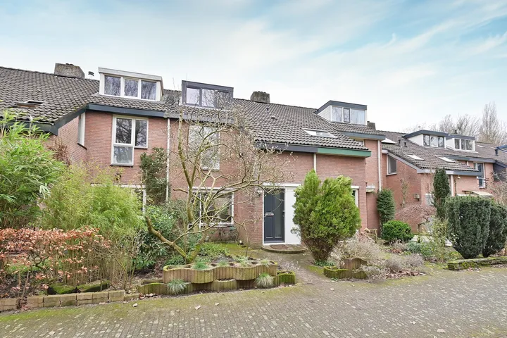 Tussenwoning te koop: Poolvos 25, Huizermaat Zuid Huizen