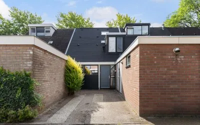 Terraced house for sale: Poortersveld 110, Matenveld Apeldoorn