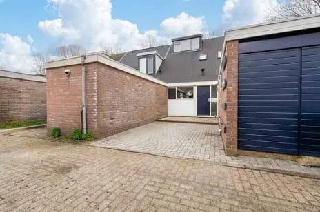 Tussenwoning te koop: Poortersveld 111, Matenveld Apeldoorn
