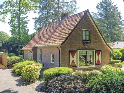 Vrijstaande woning te koop: Poortse Bos 4, Maarn-Dorp Maarn