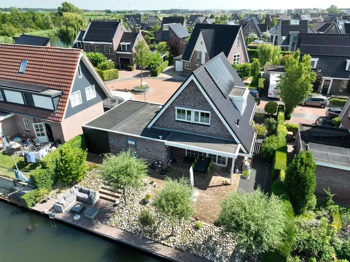 Vrijstaande woning te koop: Poortwachter 6, Buurt 4 Zeewolde