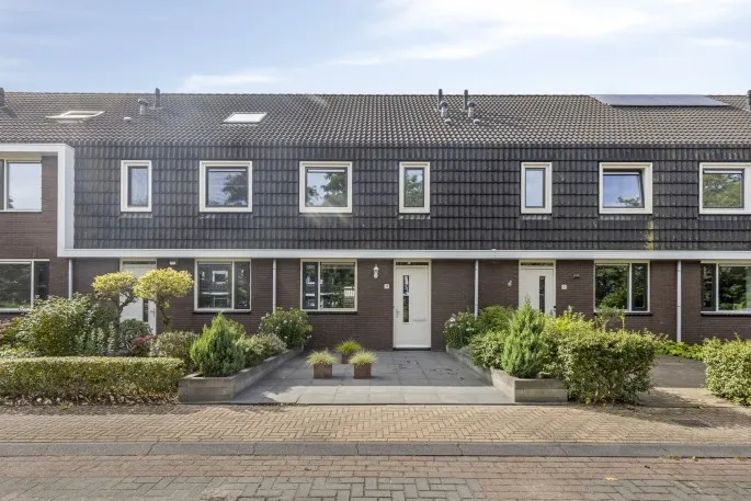 Tussenwoning te koop: Populier 11, Buitengebied ten zuiden van Leek Leek