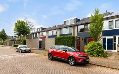 Tussenwoning te koop: Populierendreef 25, Drevenbuurt Vlaardingen