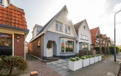Vrijstaande woning te koop: Populierenlaan 12, Ronde Boogaard Beverwijk