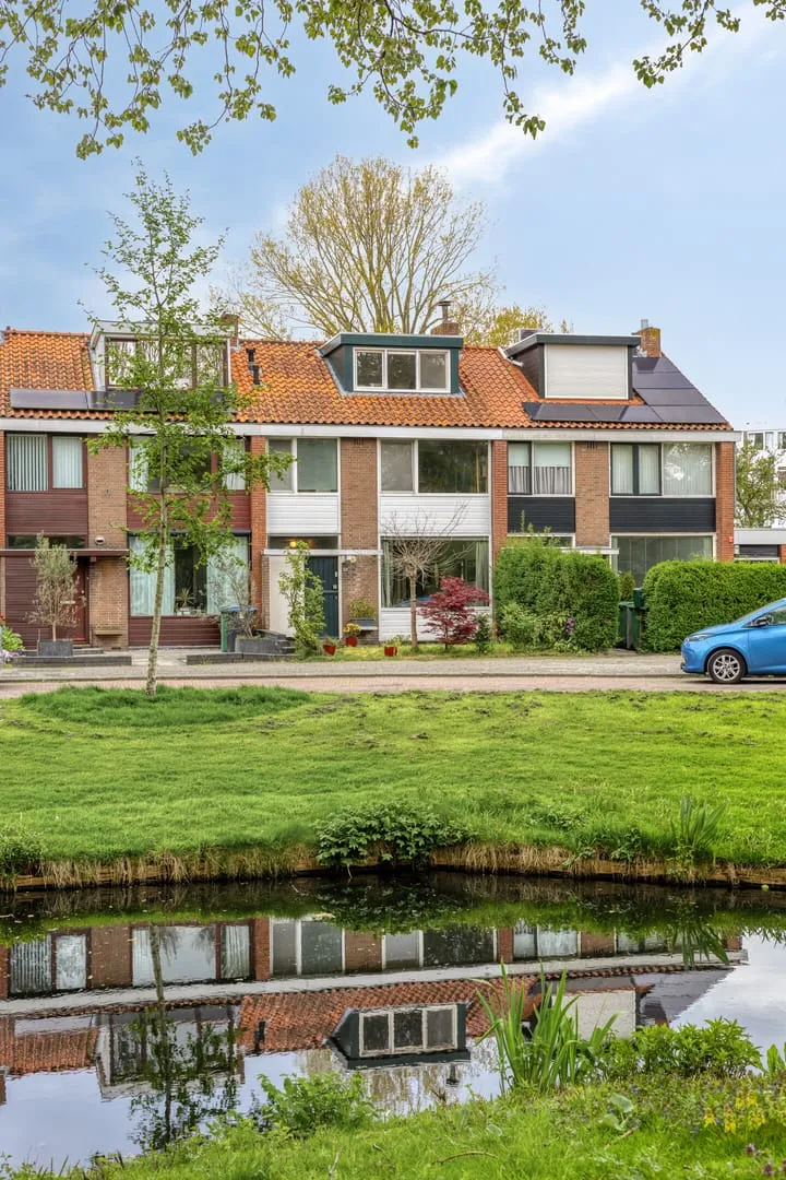 Tussenwoning te koop: Populierenlaan 46, Populierenbuurt Amstelveen
