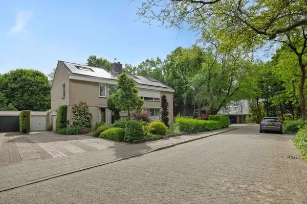 Huurwoning: Populierenlaan in Rosmalen - €2.250 per maand