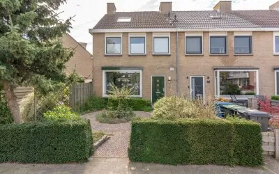 Hoekwoning te koop: Populierstraat 2, Vianen