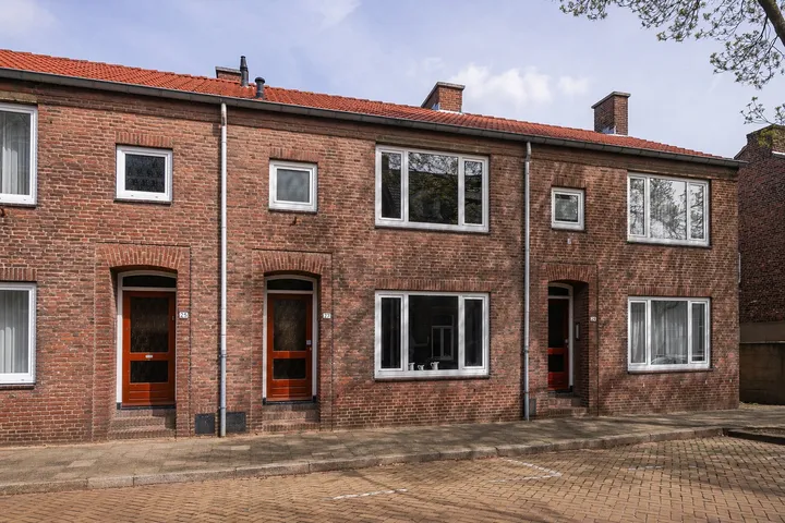 Tussenwoning te koop: Populierweg 27, Limmel Maastricht