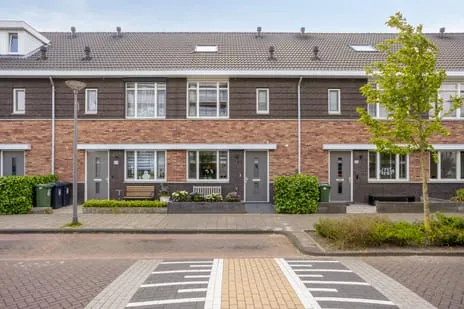 Tussenwoning te koop: Portalaan 22, Hoogeland Oost Naaldwijk