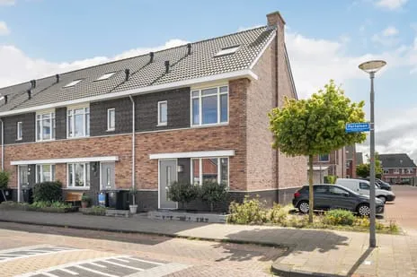 Hoekwoning te koop: Portalaan 30, Hoogeland Oost Naaldwijk