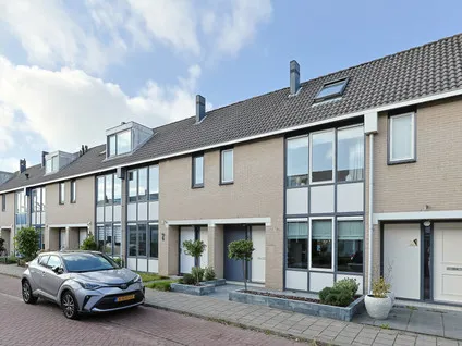 Koopwoning: Portugalstraat 4 in Alphen Aan Den Rijn - €495.000 - 111m²