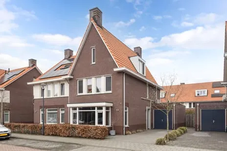 Twee-onder-één-kap te koop: Posteleinpad 19, Dorst Dorst