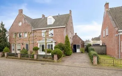 Twee-onder-één-kap te koop: Posteleinserf 5, Schutsboom Helmond