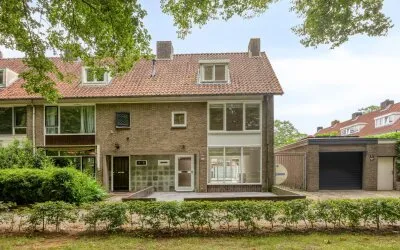 Hoekwoning te koop: Postelse Hoeflaan 122, Jagersbuurt Oost Tilburg