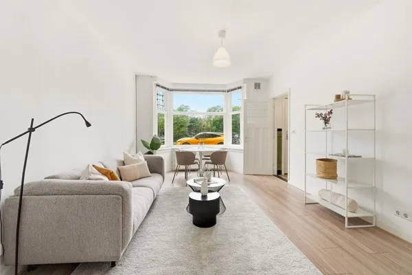 Appartement te koop: Postjeskade 177H, Amsterdam