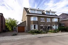 Twee-onder-één-kap te koop: Poststraat 30, Landgraaf
